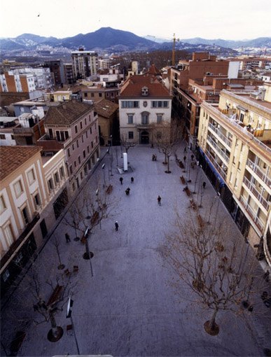 Plaça vila sant feliu Bennasar